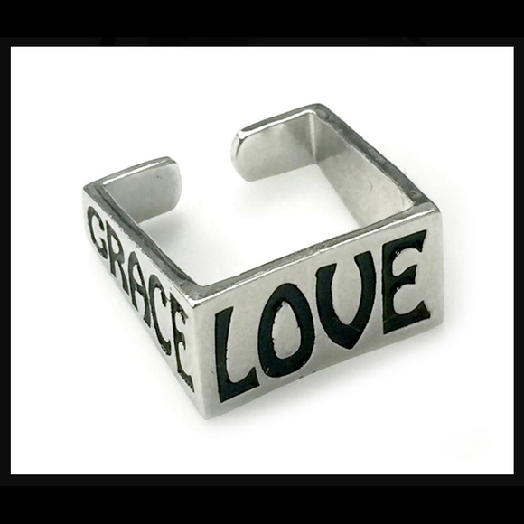 LOVE RING • NWT - Picture 2 of 3